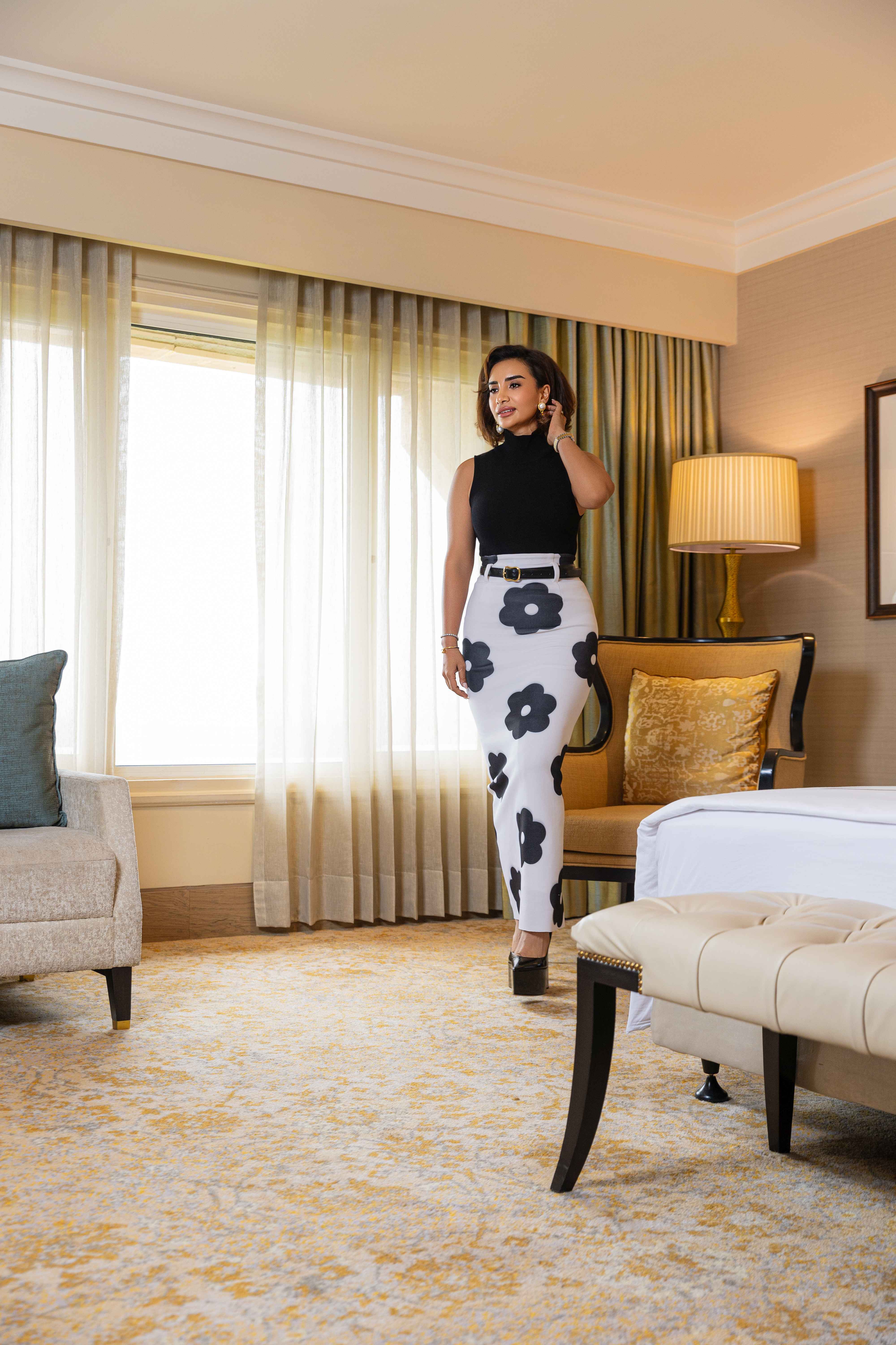 BLACK DAISY DRESS - Image 8