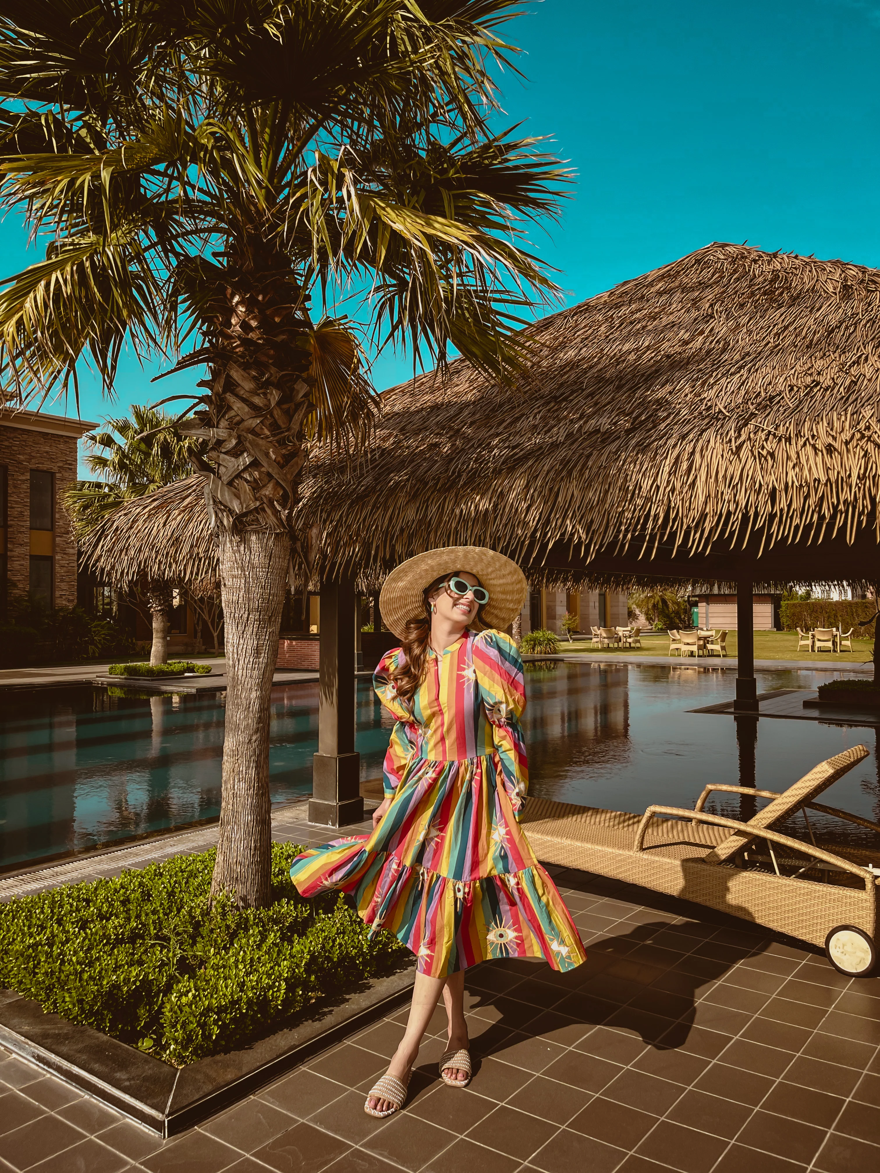 LOVIANA DRESS - Image 4