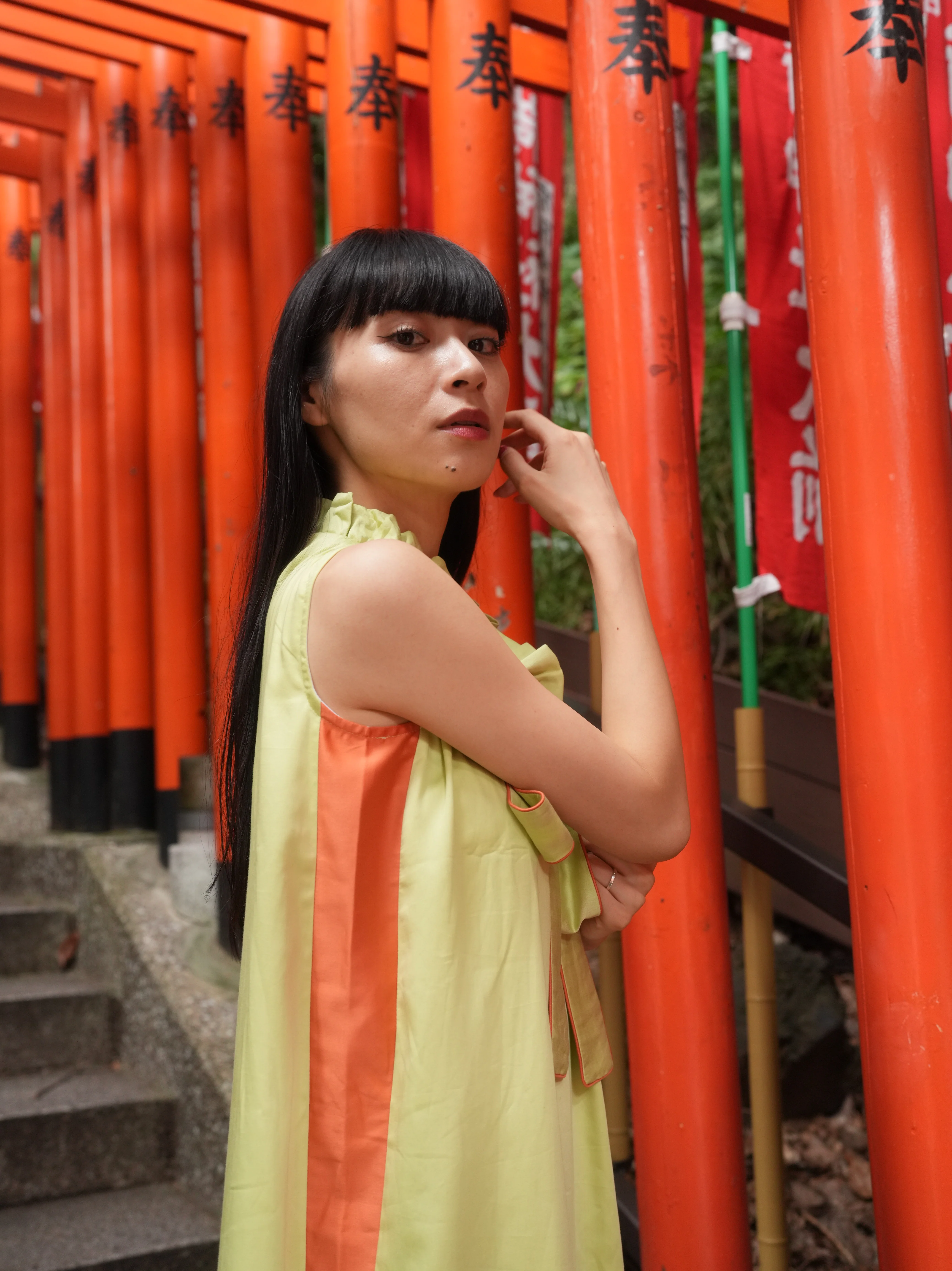 GREEN BOW DRESS - Image 10