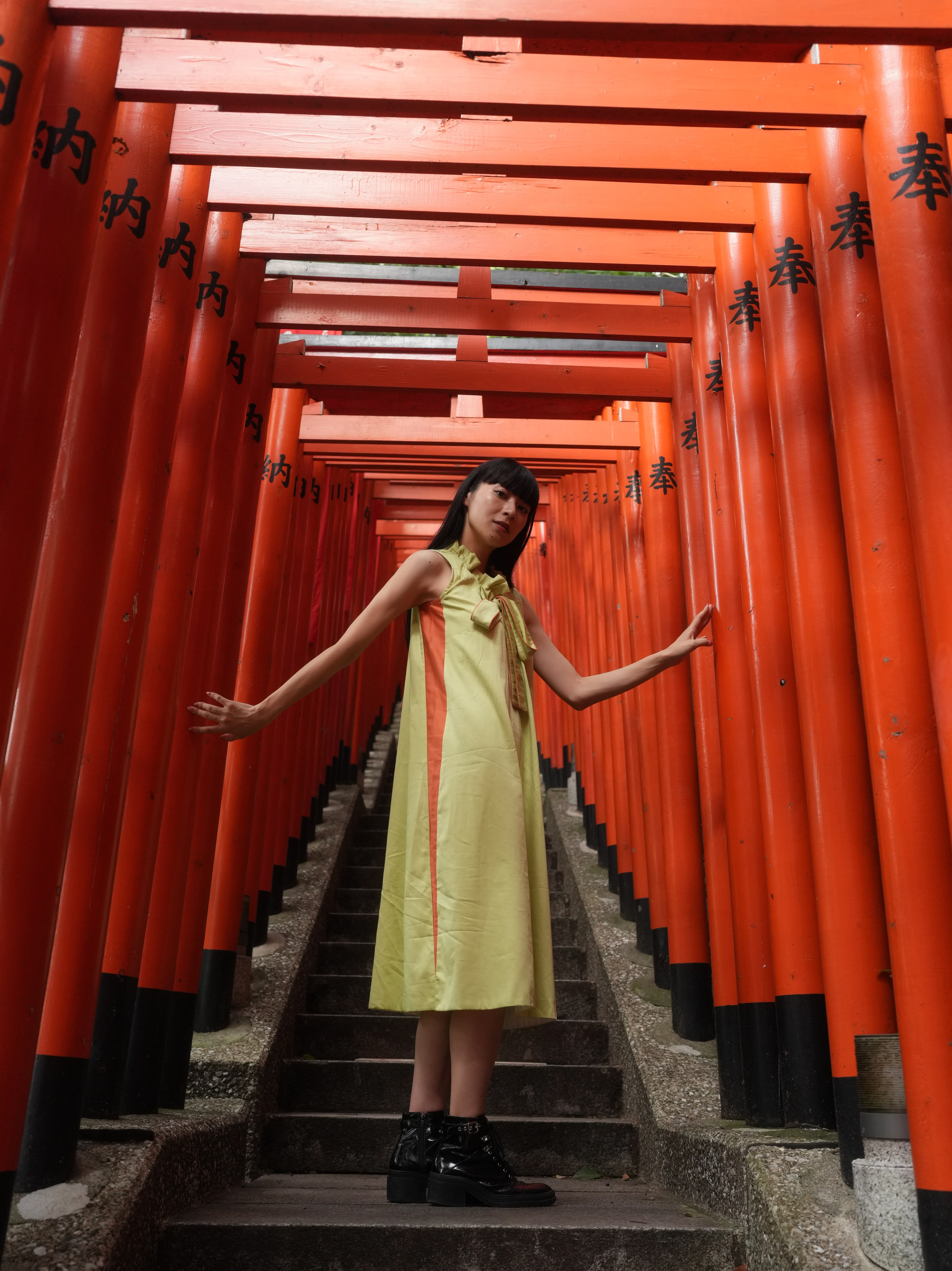 GREEN BOW DRESS - Image 8