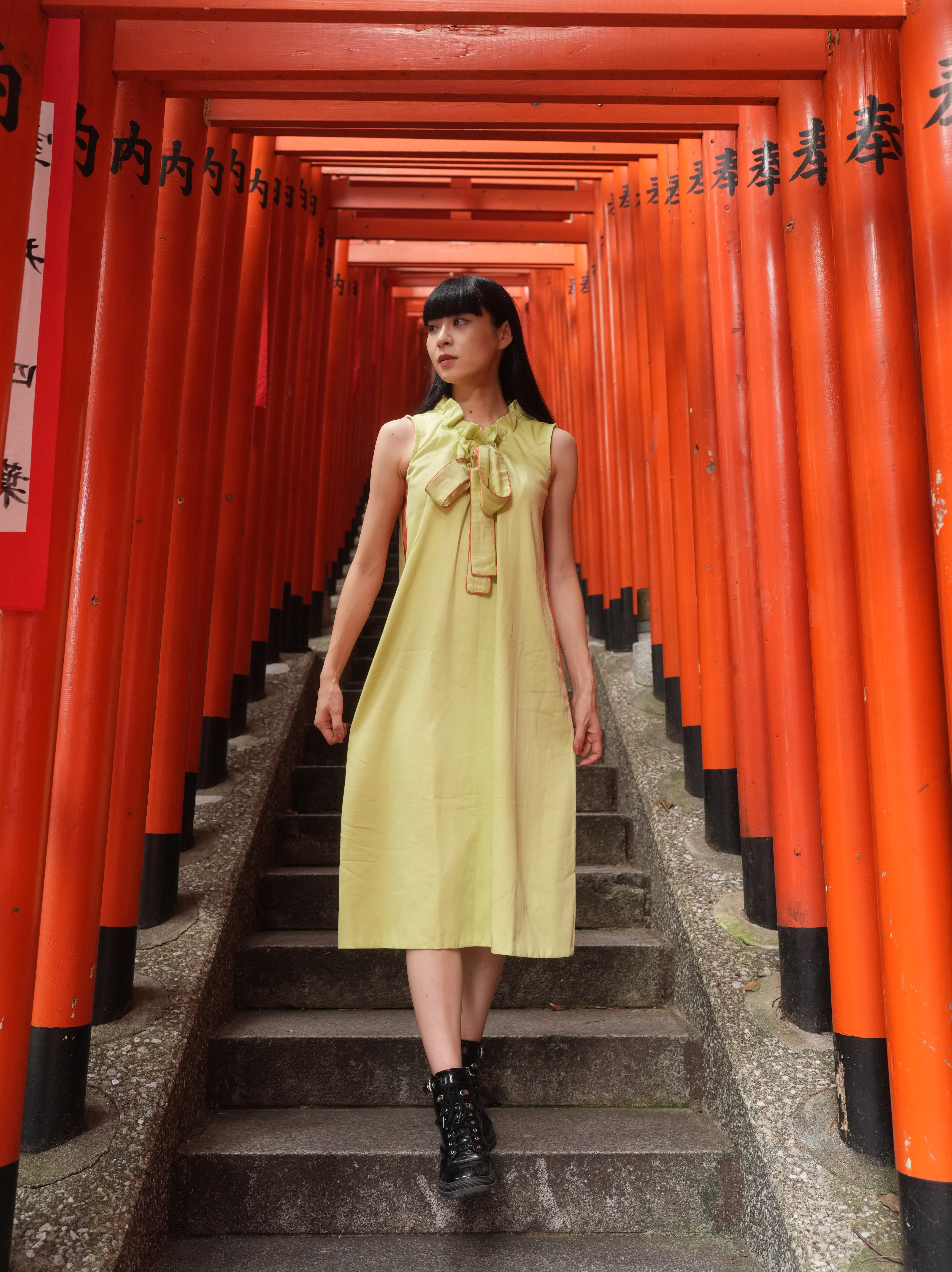 GREEN BOW DRESS - Image 9