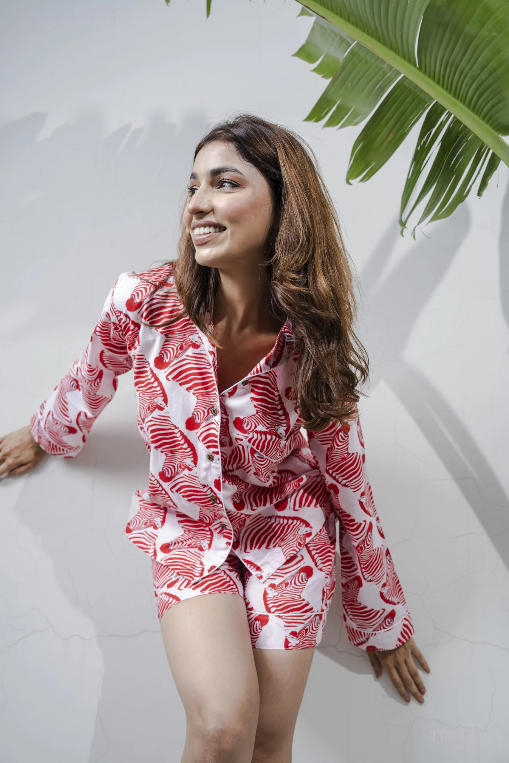 SAVAANA SHORTS SET - Image 4