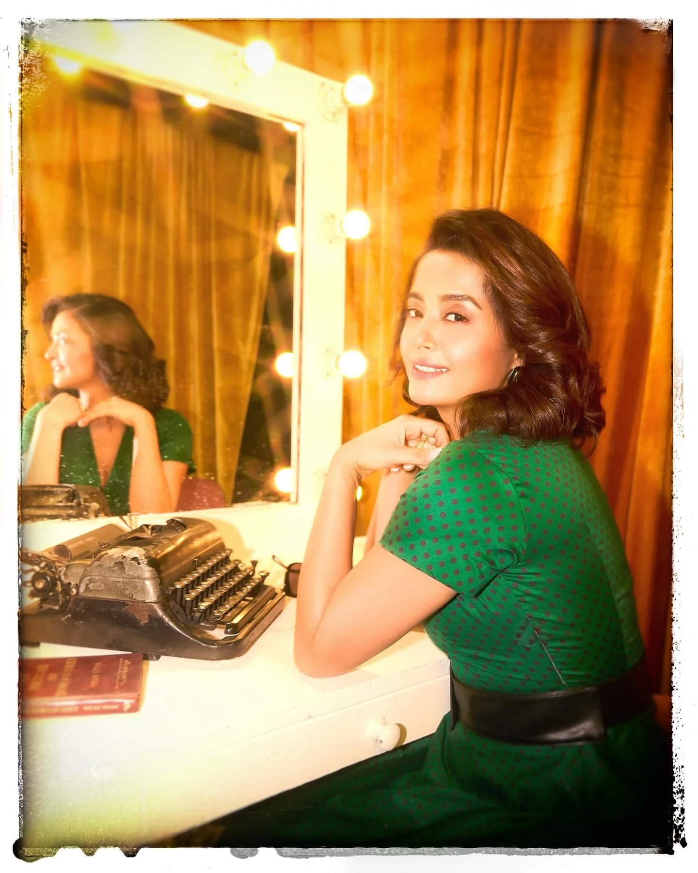 VINTAGE POLKA DRESS - Image 9